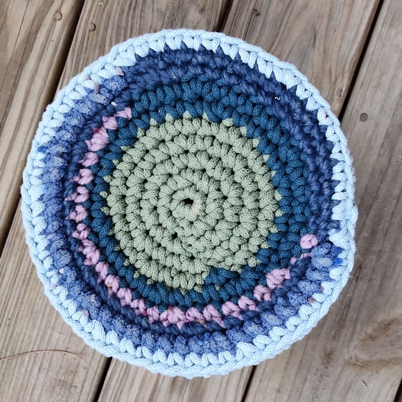 Hand crafted Boho shabby chic basket with handles - Picture 4 of 4